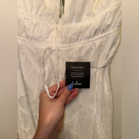 NWOT Lulus All About The Flowers White Burnout Floral Ruffled Romper - Picture 10 of 10